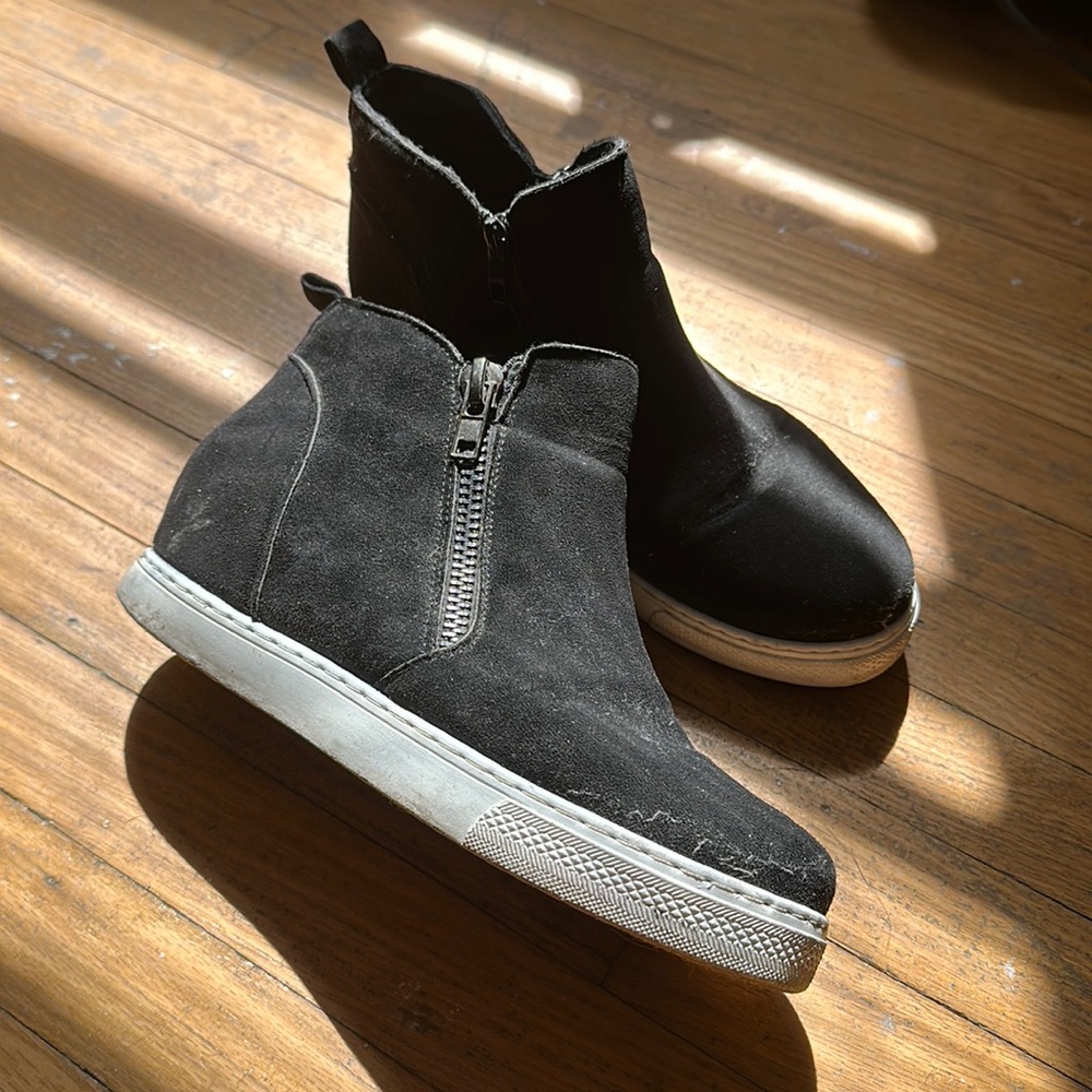 Women’s Rouge Helium Rose Faux Suede White Sneaker sole Hidden Wedge heel Boots